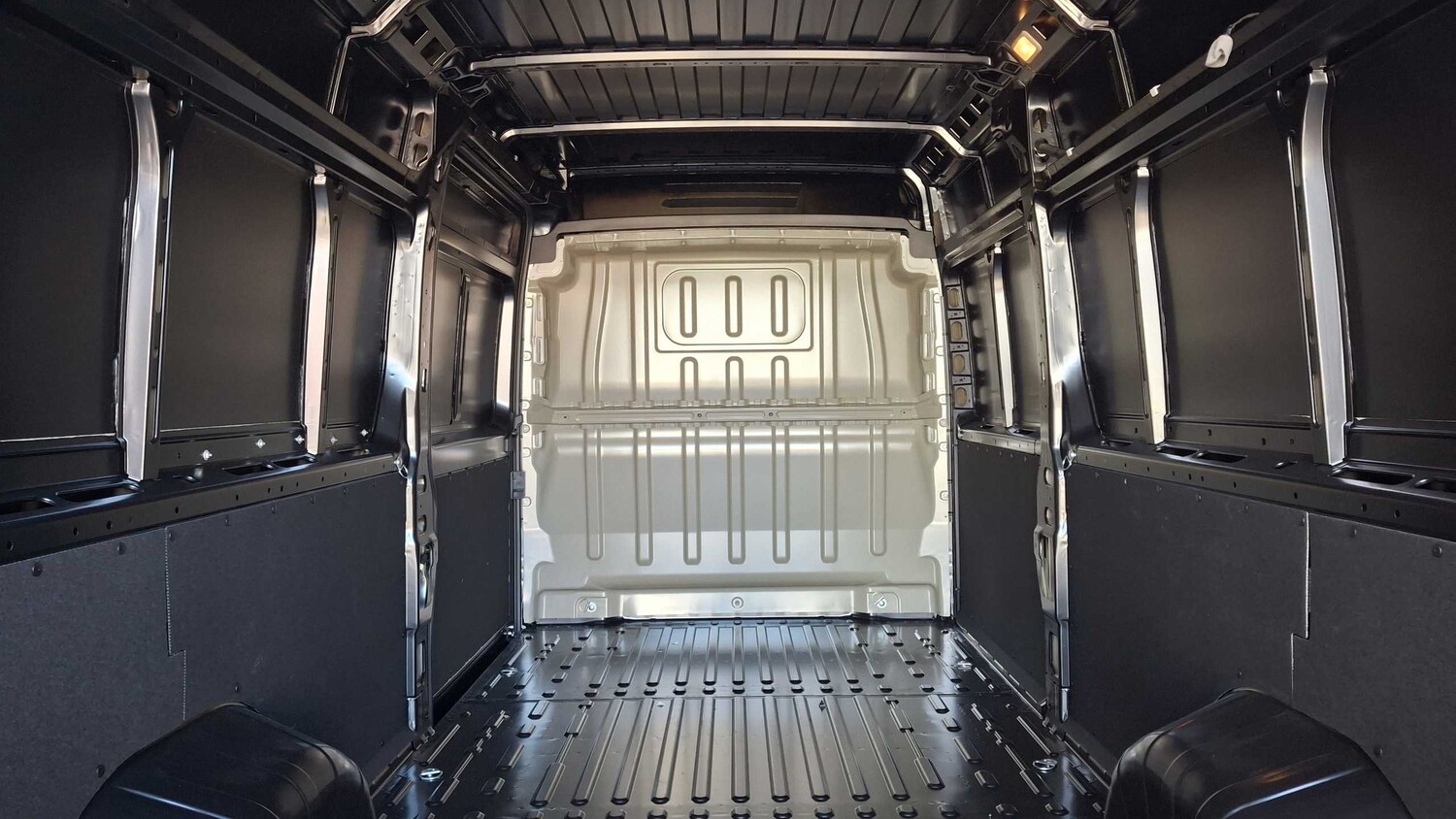 Used Vauxhall Movano 2025 for sale - 77860350: Photo 11