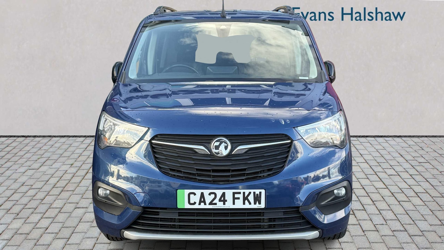 Used Vauxhall Combo Life 2024 for sale - 77857746: Photo 2
