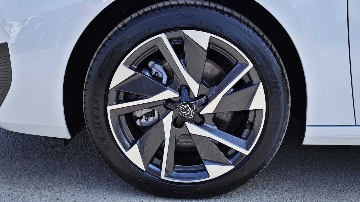 Used Peugeot 308 for sale - 77862279: Photo 11