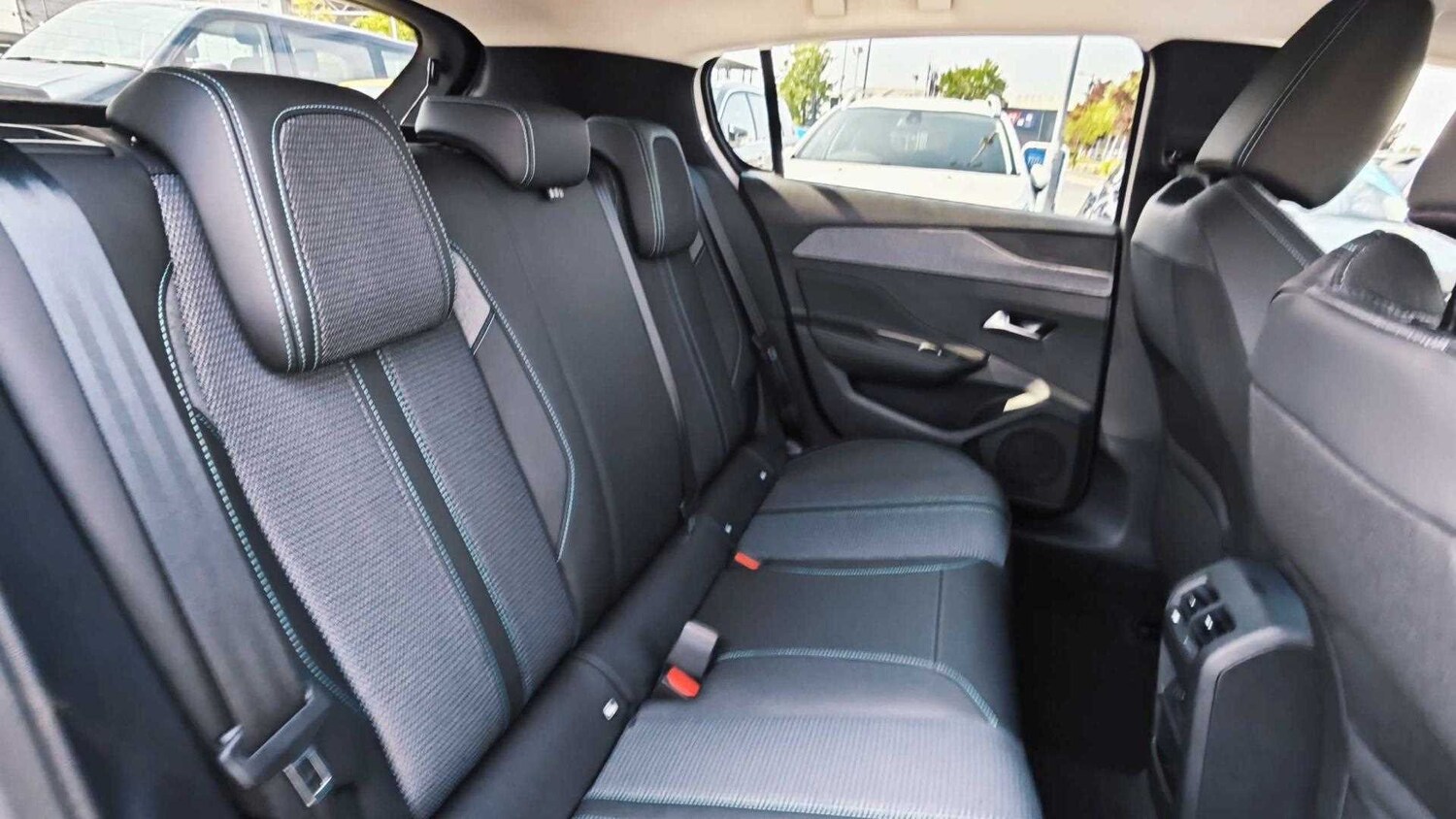 Used Peugeot 308 for sale - 77862279: Photo 16