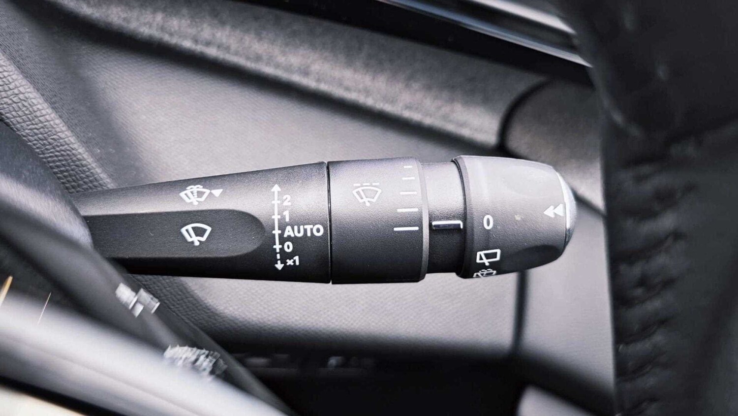 Used Peugeot 308 for sale - 77862279: Photo 29