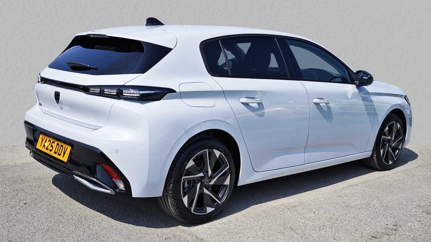 Used Peugeot 308 for sale - 77862279: Photo 3