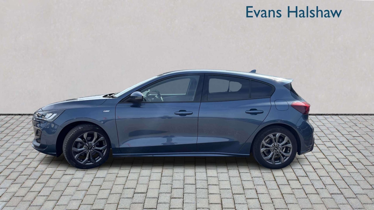 Used Ford Focus 2023 for sale - 78010158: Photo 4