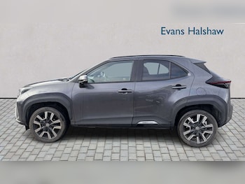 Used Toyota Yaris Cross 2025 for sale - 77860052: Photo