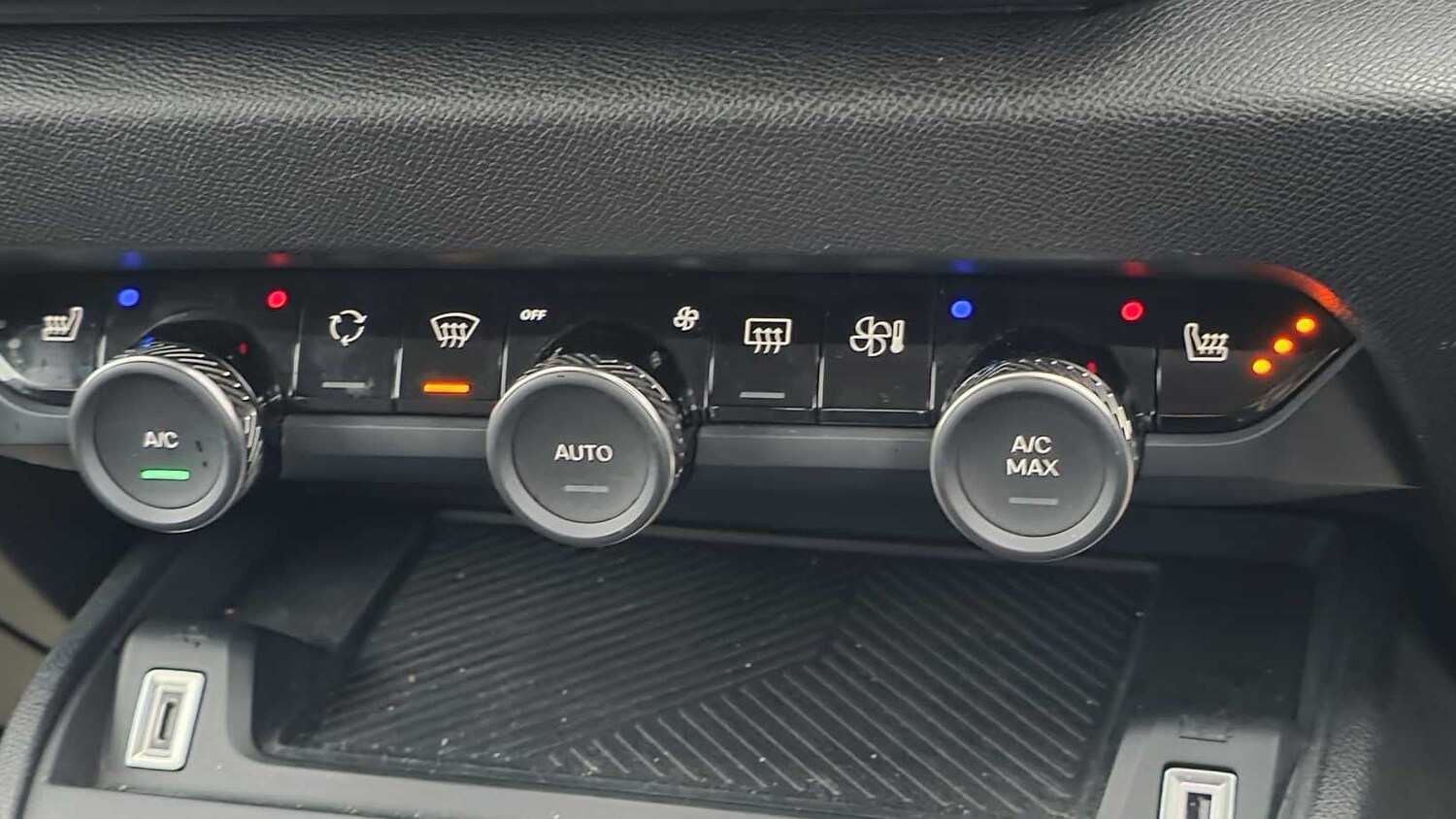 Used Citroen C4 2024 for sale - 77859143: Photo 9