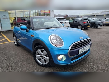 Used MINI Convertible 2017 for sale - 77862191: Photo