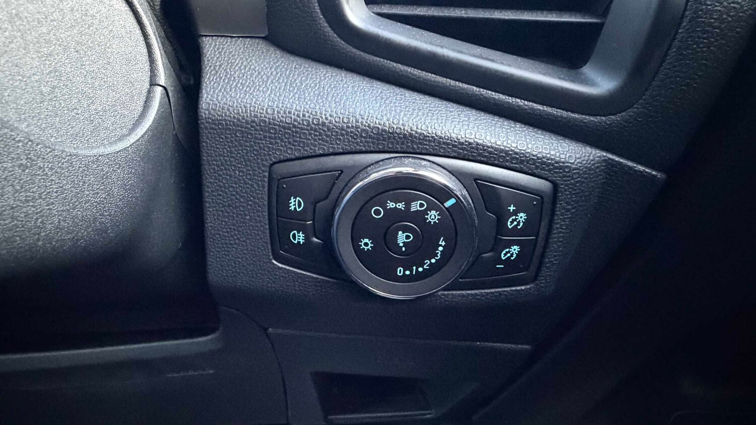 Used Ford Ecosport for sale - 77861235: Photo 19