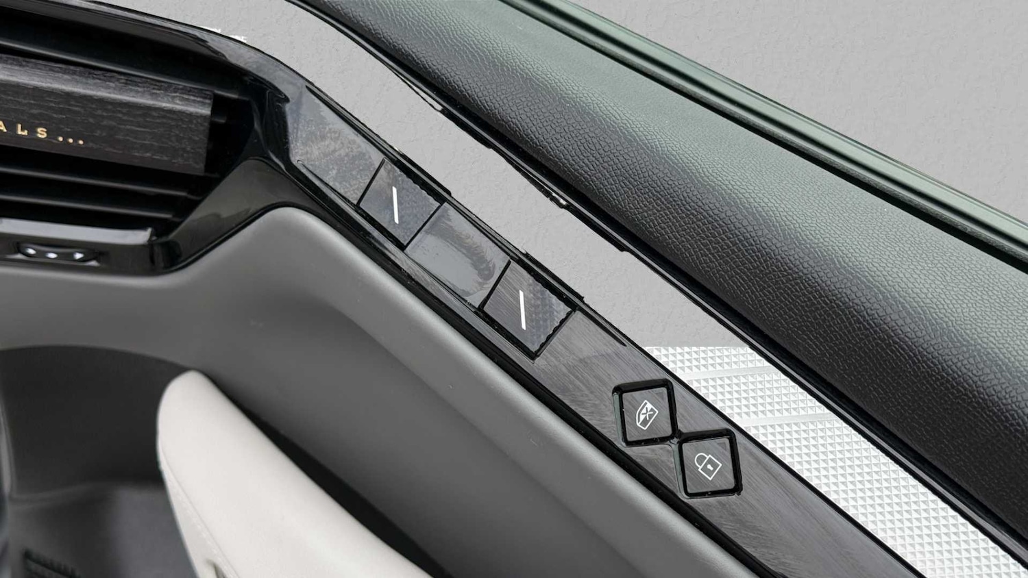 Used DS Automobiles DS 4 2024 for sale - 77858504: Photo 21