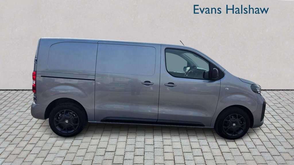 Used Vauxhall Vivaro 2026 for sale - 78161196: Photo 3