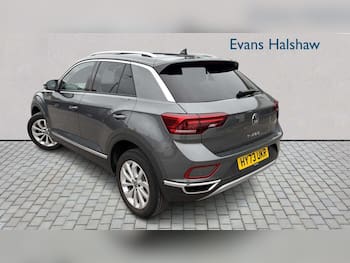 Used Volkswagen T-Roc 2023 for sale - 79825026: Photo