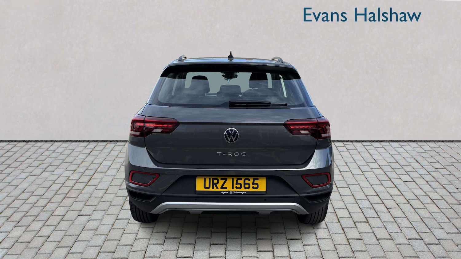 Used Volkswagen T-Roc for sale - 77858746: Photo 5