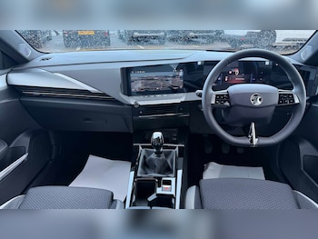 Used Vauxhall Astra 2025 for sale - 77858004: Photo