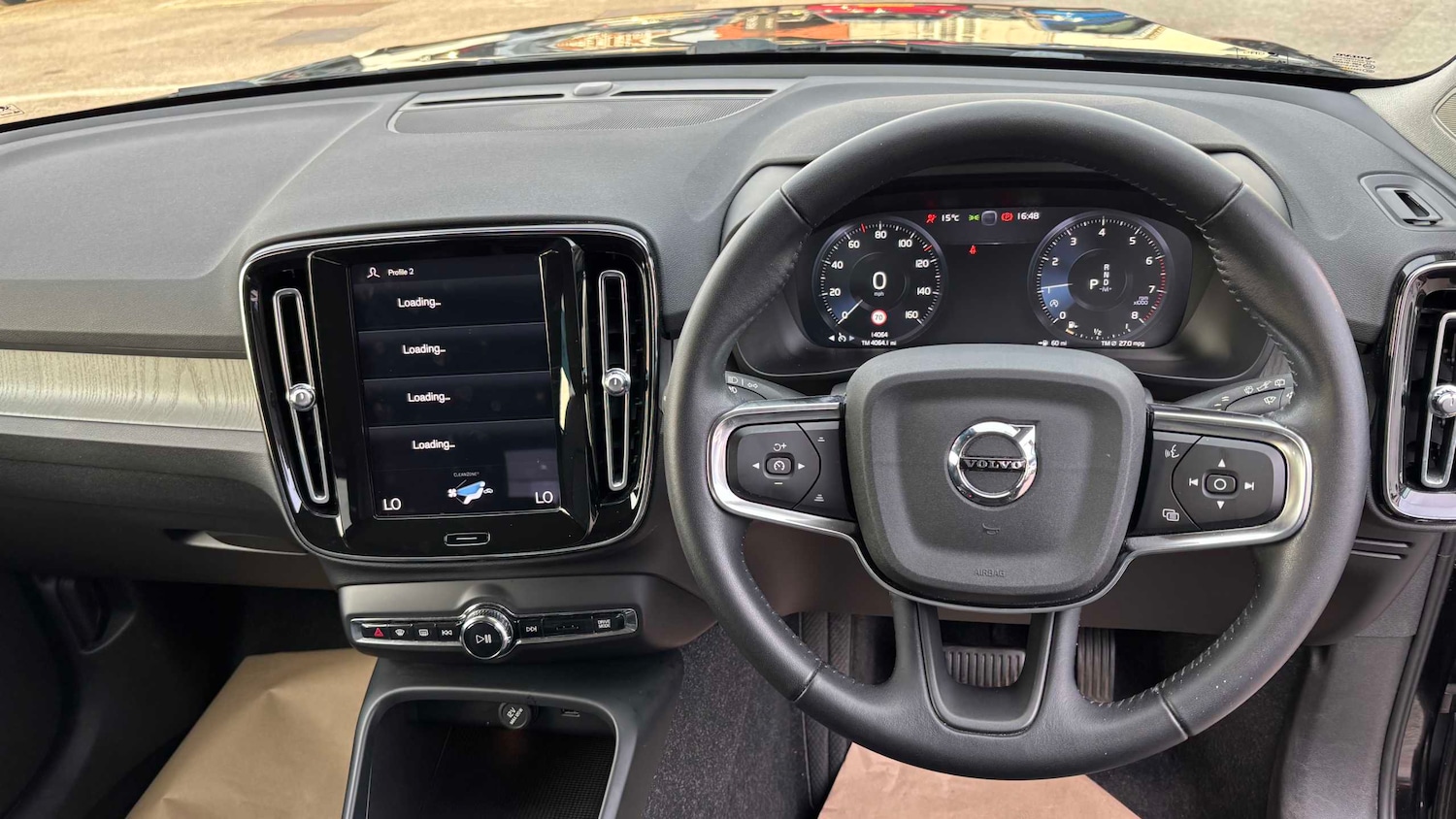 Used Volvo XC40 2021 for sale - 77972815: Photo 10