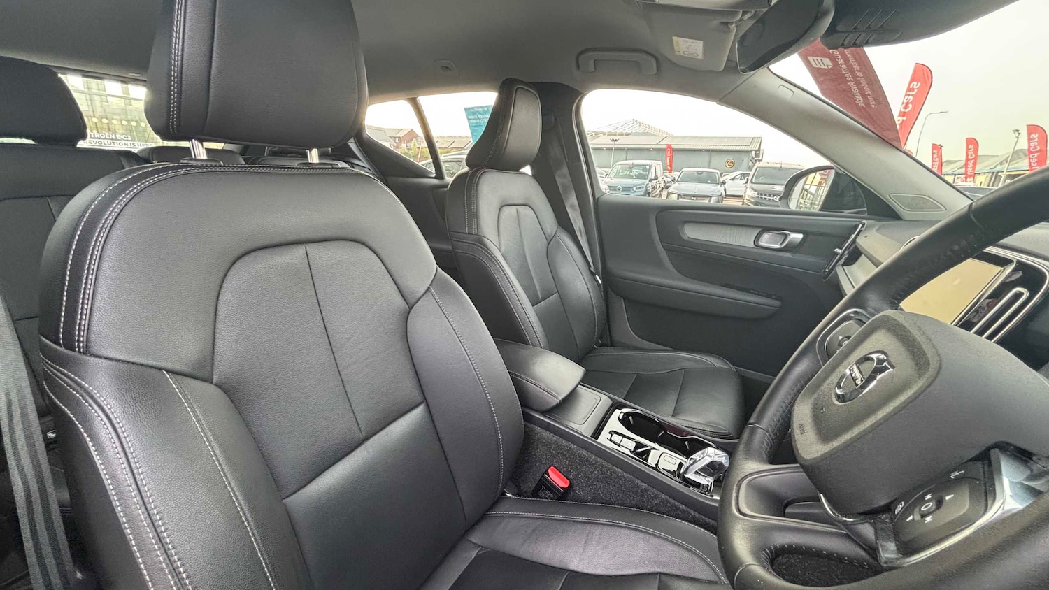 Used Volvo XC40 2021 for sale - 77972815: Photo 17