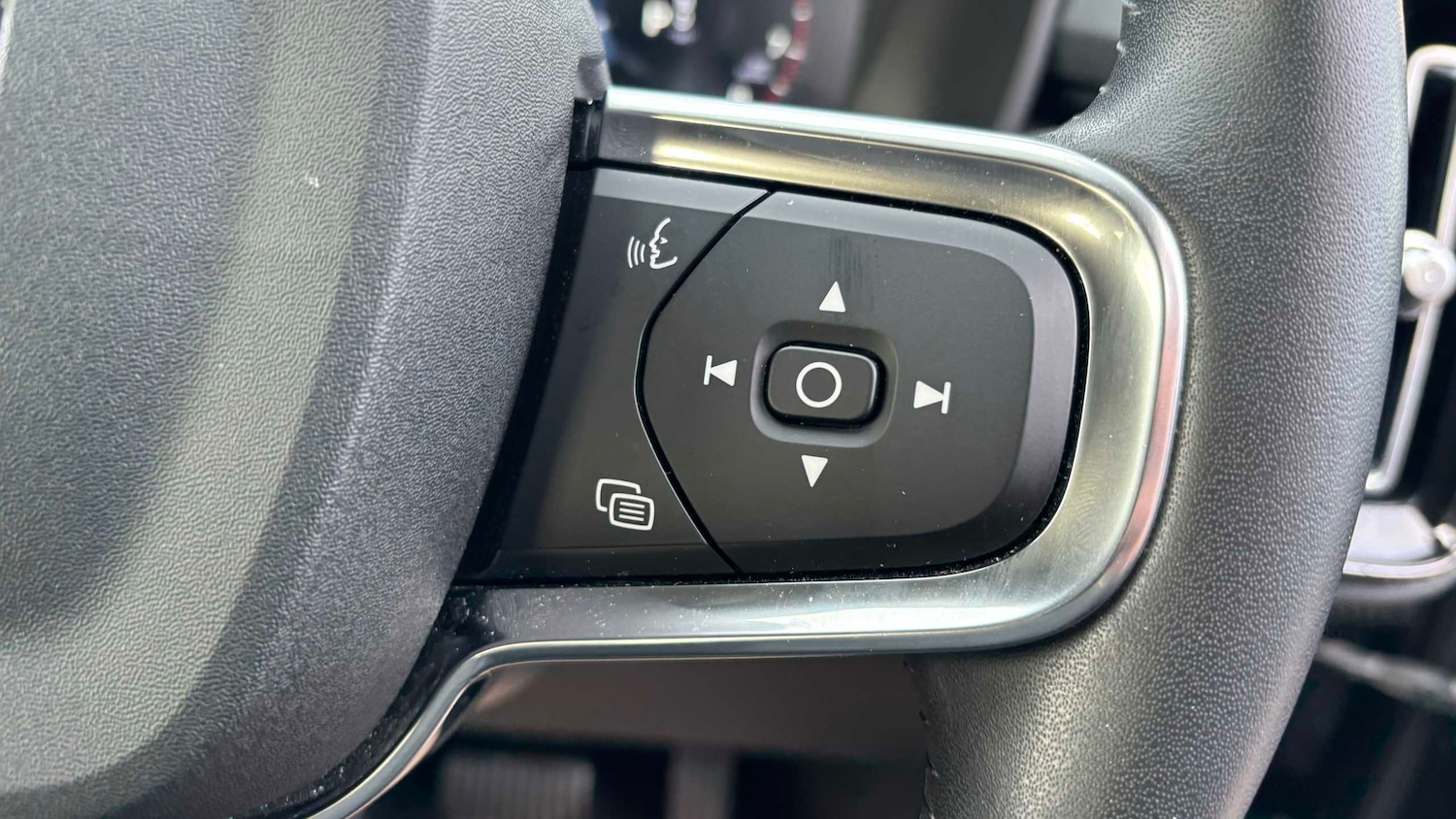 Used Volvo XC40 2021 for sale - 77972815: Photo 22