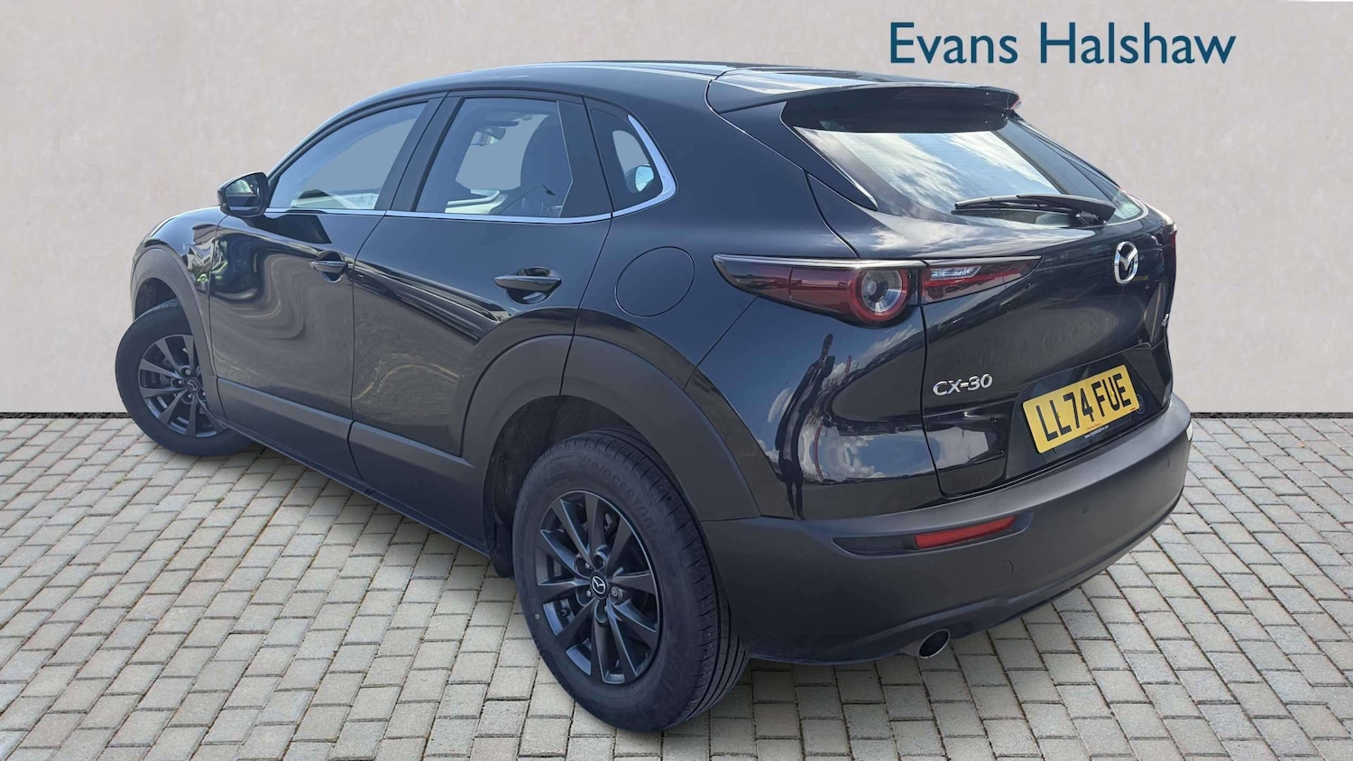 Used Mazda CX-30 2024 for sale - 78090093: Photo 3