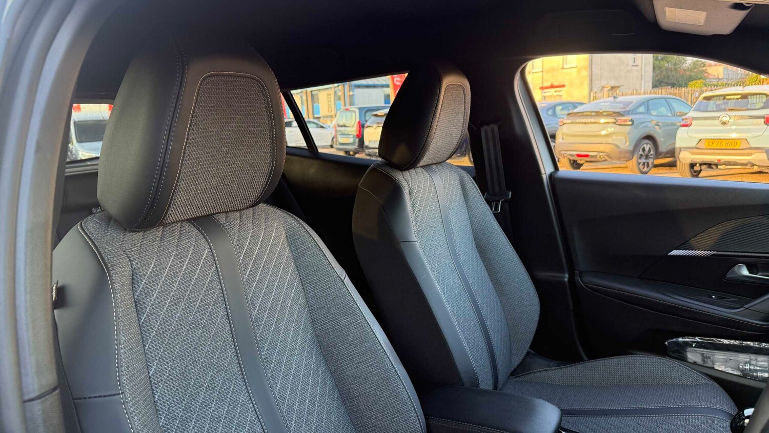 Used Peugeot 2008 2025 for sale - 77859090: Photo 15