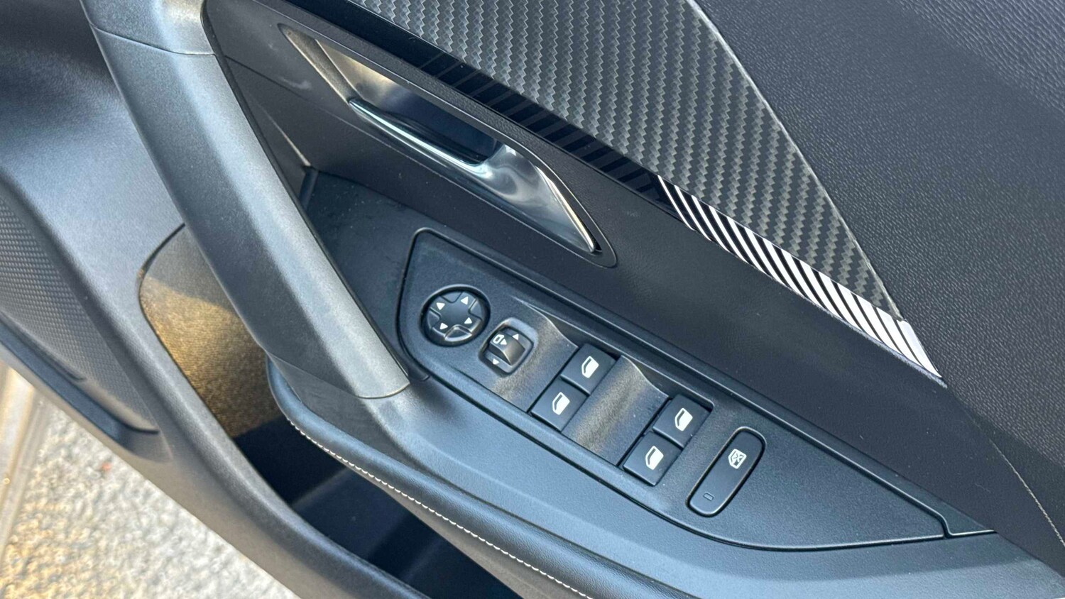 Used Peugeot 2008 2025 for sale - 77859090: Photo 17