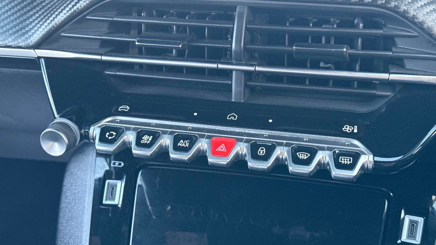 Used Peugeot 2008 2025 for sale - 77859090: Photo 22