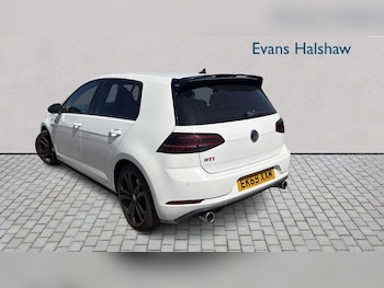 Used Volkswagen Golf 2019 for sale - 79251228: Photo