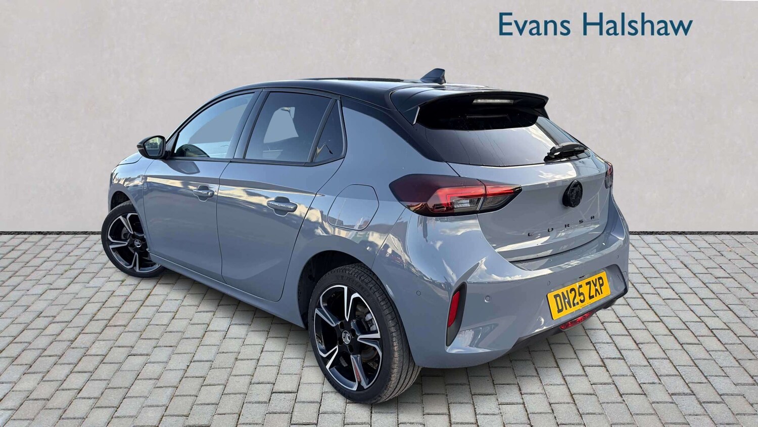 Used Vauxhall Corsa for sale - 77860791: Photo 2