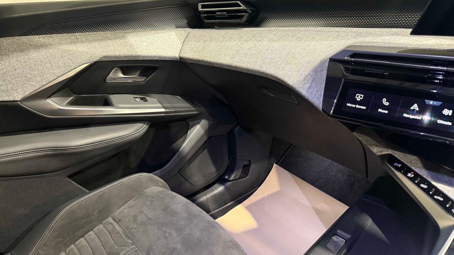 Used Peugeot 3008 for sale - 77859946: Photo 24