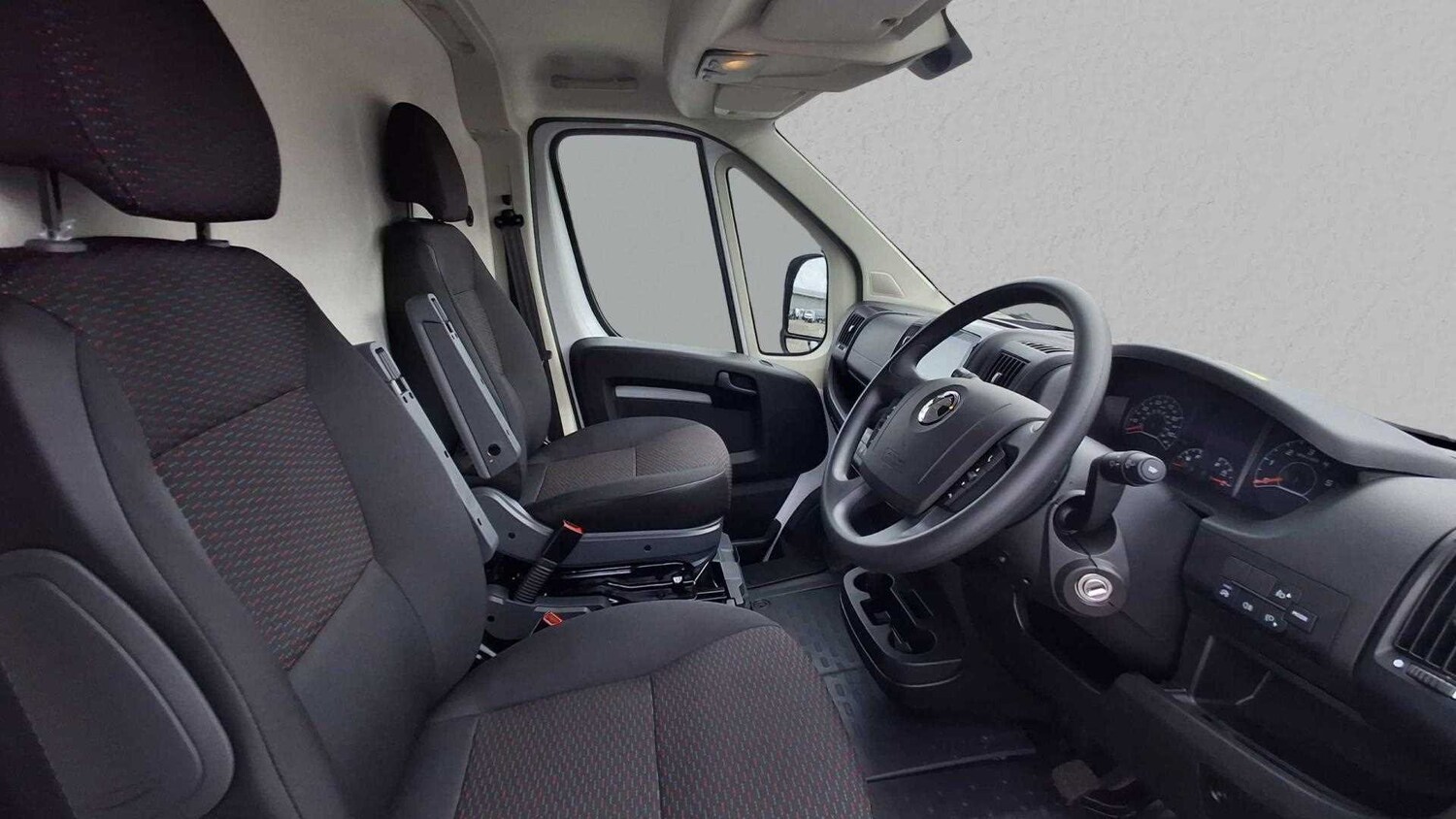 Used Vauxhall Movano 2025 for sale - 77856929: Photo 18