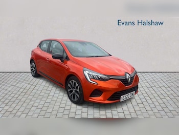 Used Renault Clio 2023 for sale - 79377047: Photo