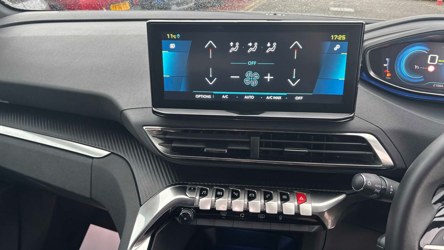 Used Peugeot 3008 2024 for sale - 77858262: Photo 11