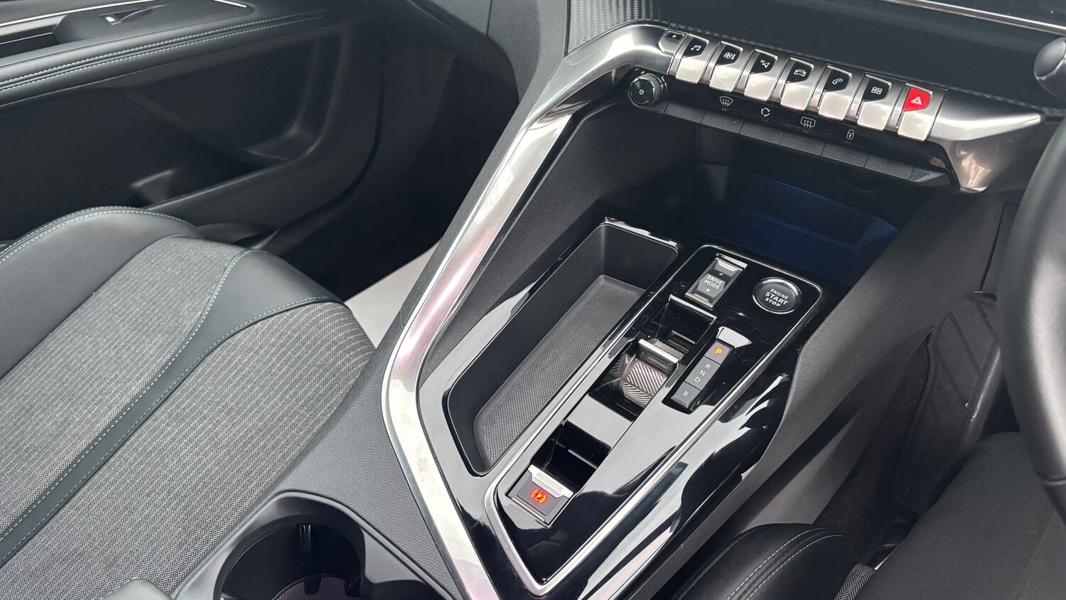 Used Peugeot 3008 2024 for sale - 77858262: Photo 12