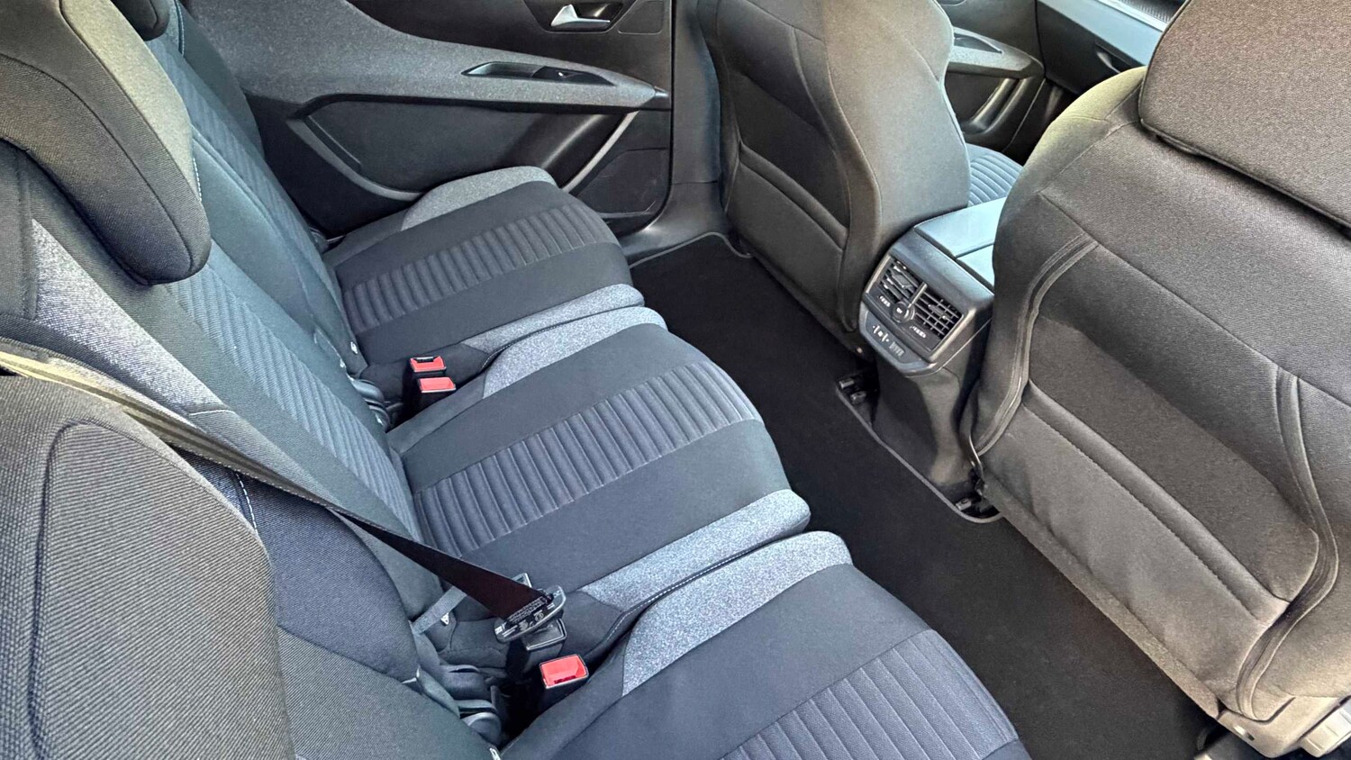 Used Peugeot 5008 for sale - 77860440: Photo 15