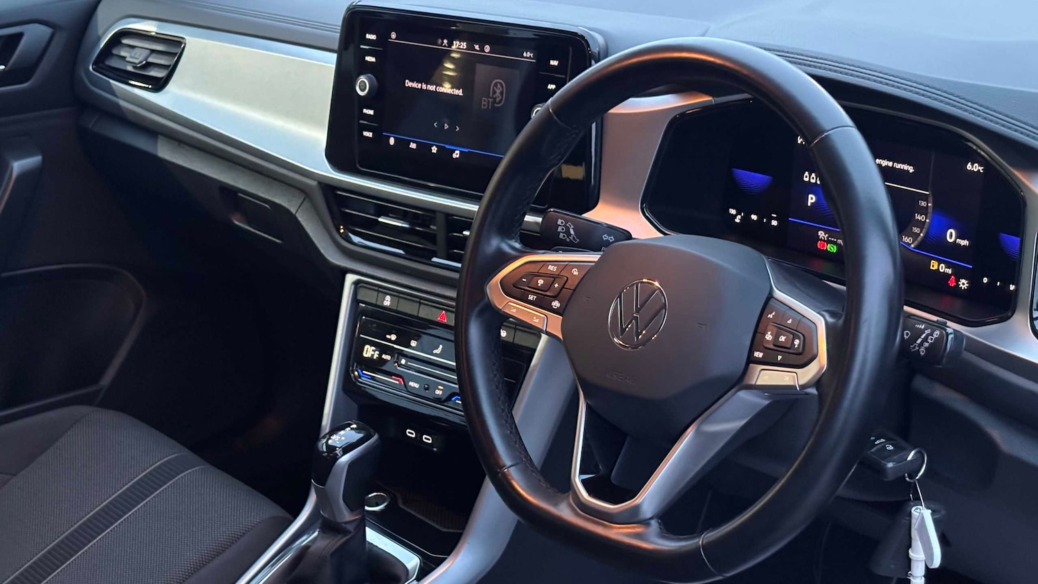 Used Volkswagen T-Roc for sale - 77860711: Photo 3