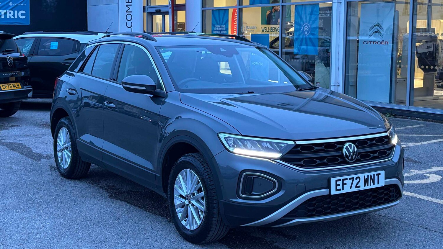 Used Volkswagen T-Roc for sale - 77860711: Photo 6