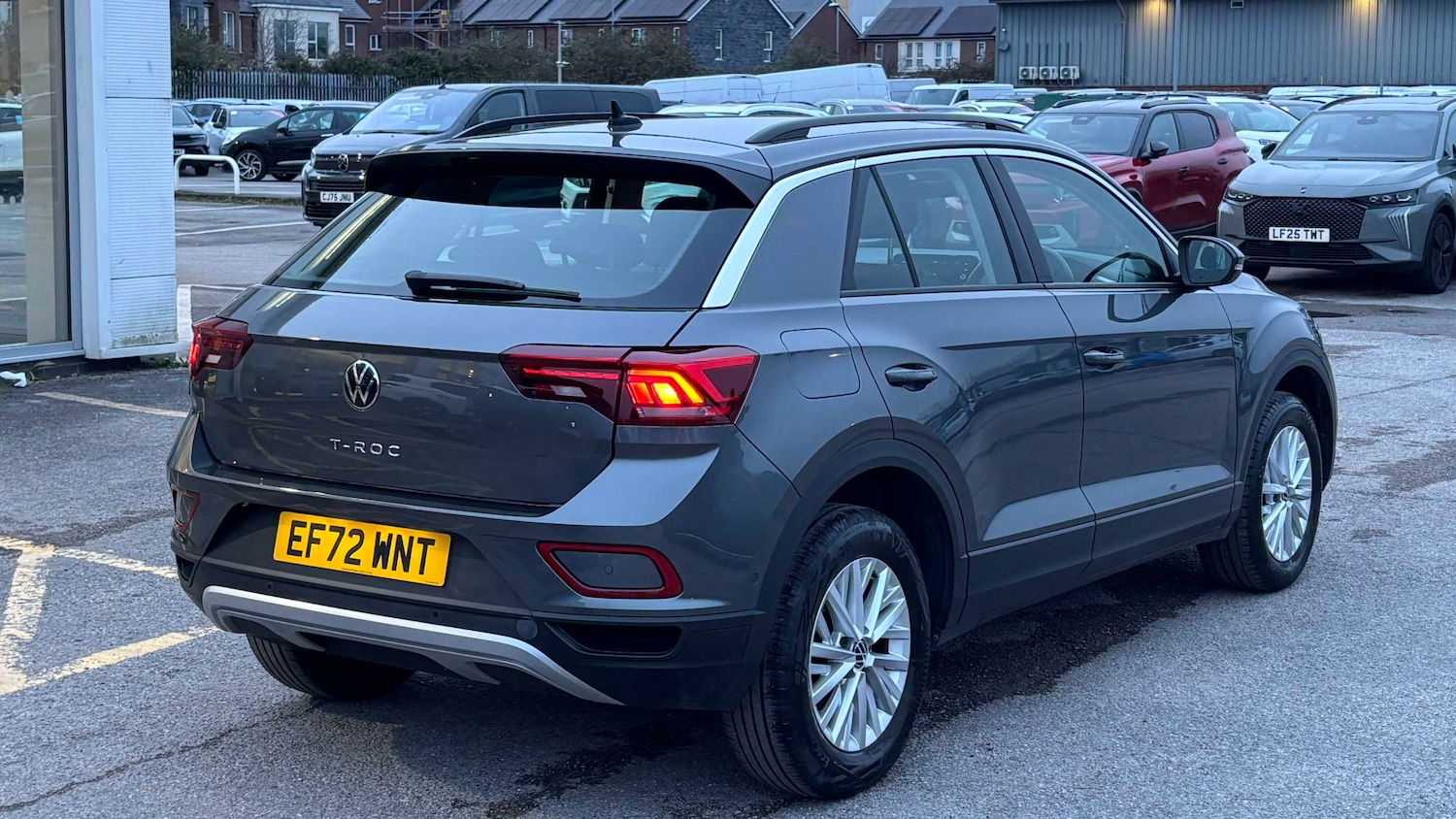 Used Volkswagen T-Roc for sale - 77860711: Photo 8