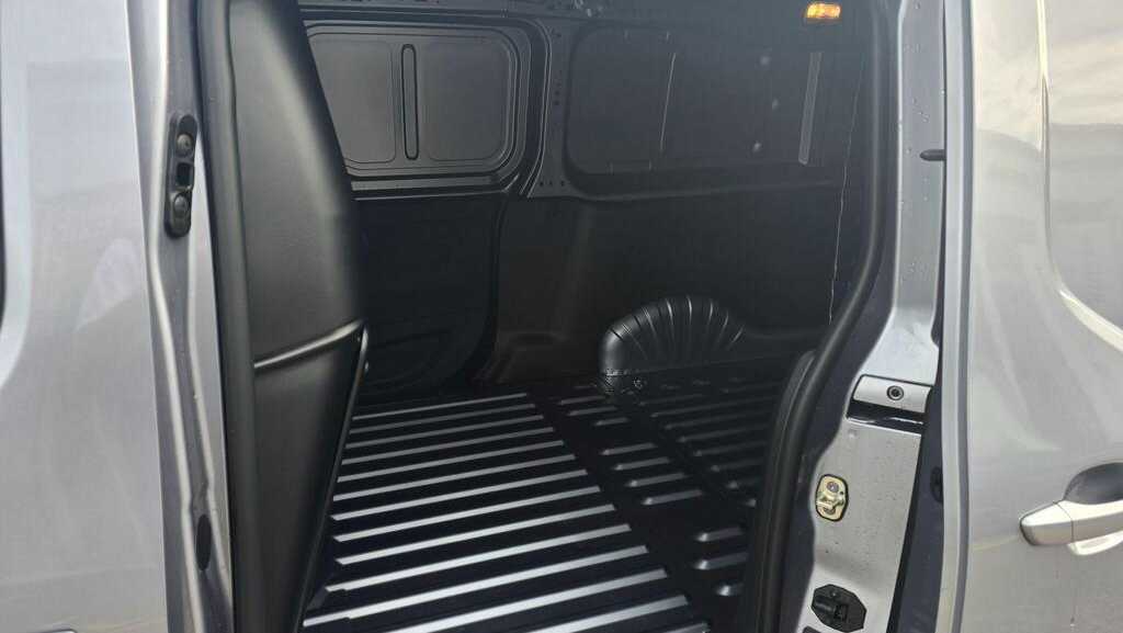 Used Vauxhall Combo 2026 for sale - 78161183: Photo 9