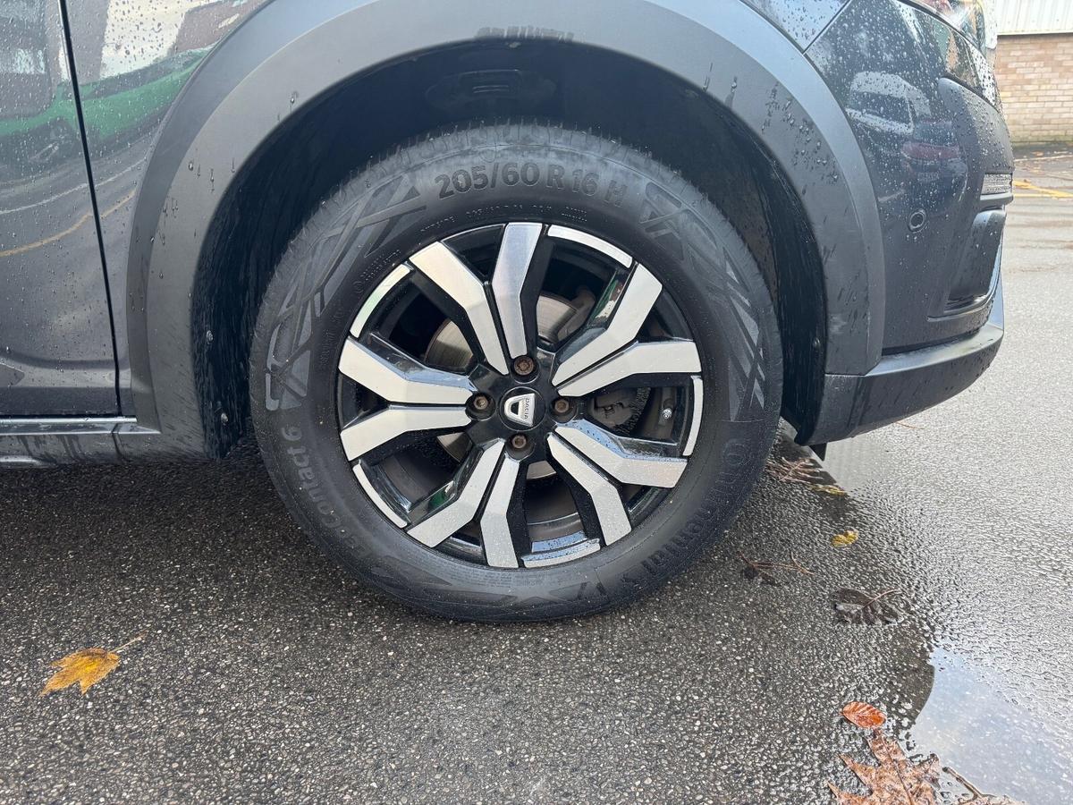 Used Dacia Sandero Stepway 2022 for sale - 76674661: Photo 8