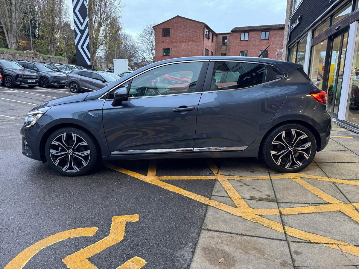 Used Renault Clio 2022 for sale - 76799502: Photo 8