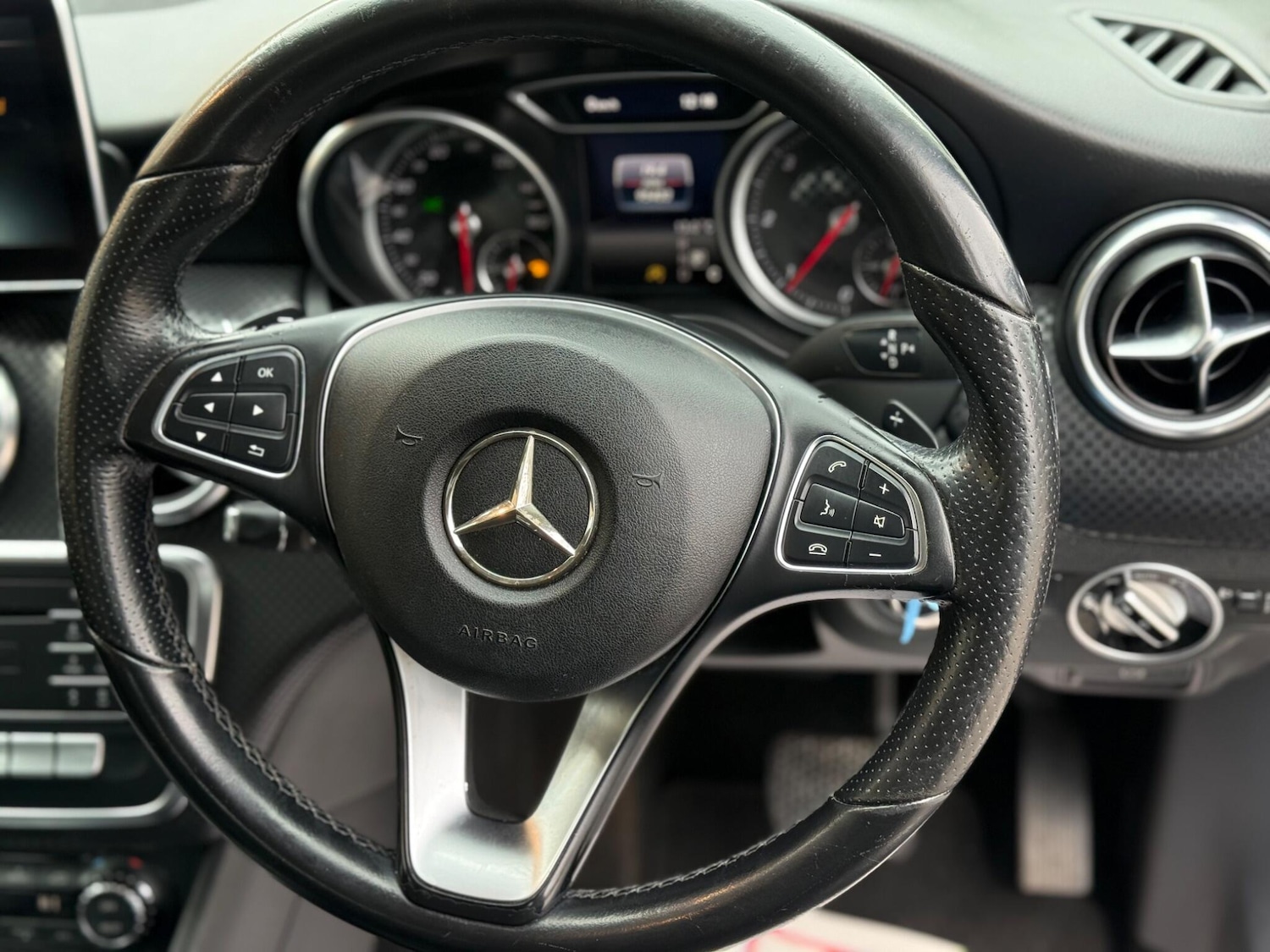 Used Mercedes-Benz A-Class 2016 for sale - 77994139: Photo 48