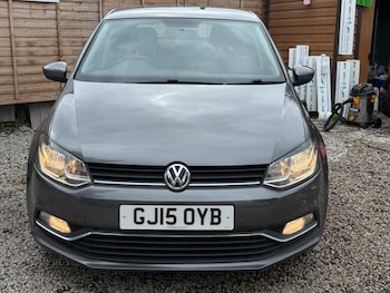 Used Volkswagen Polo 2015 for sale - 79564500: Photo