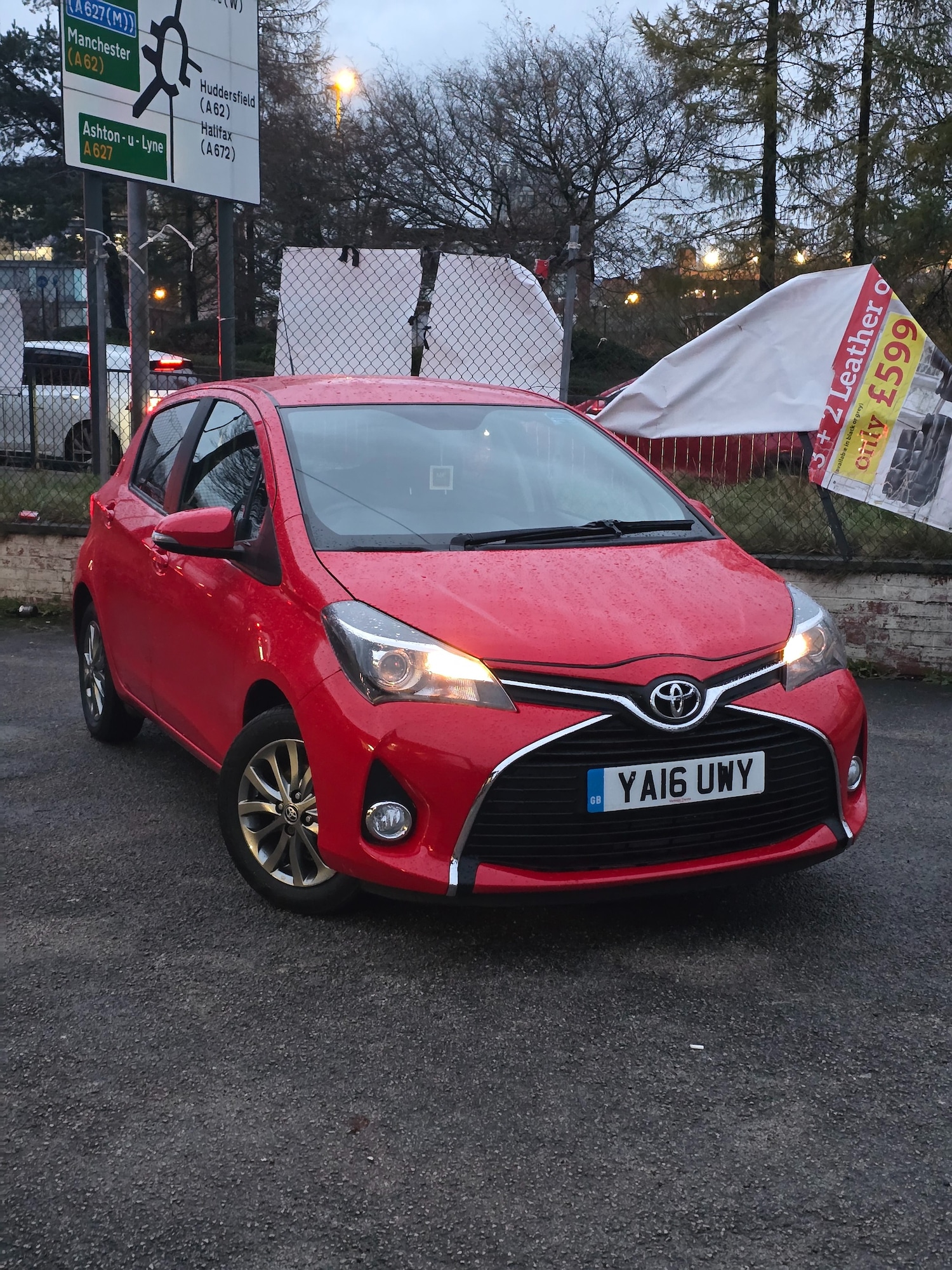 Used Toyota Yaris 2016 for sale - 76792649: Photo 1