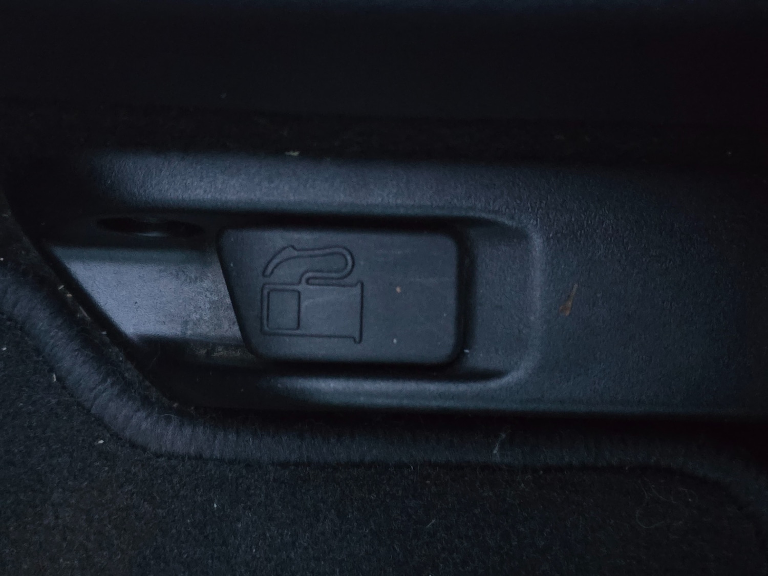 Used Toyota Yaris 2016 for sale - 76792649: Photo 24