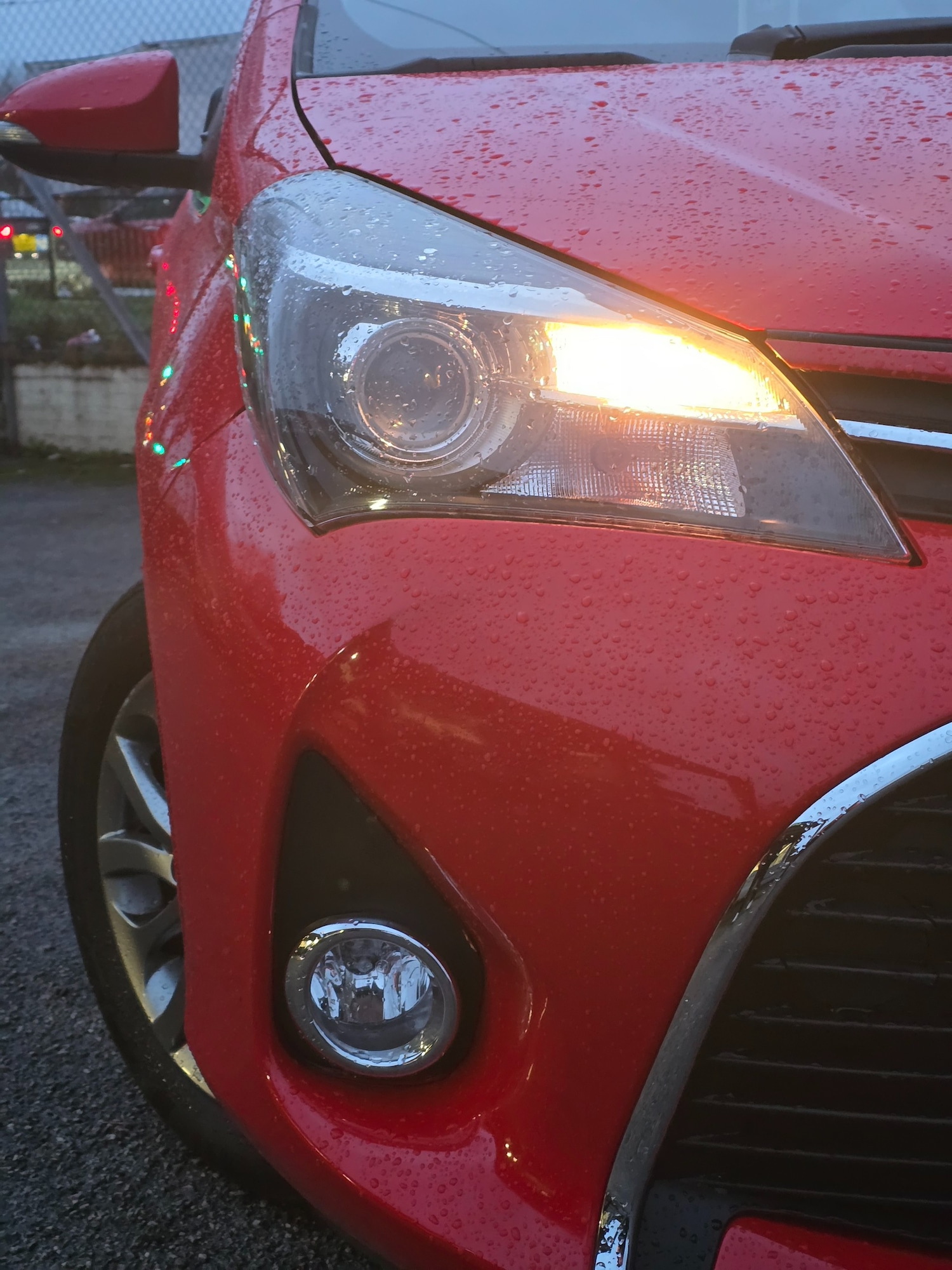 Used Toyota Yaris 2016 for sale - 76792649: Photo 3