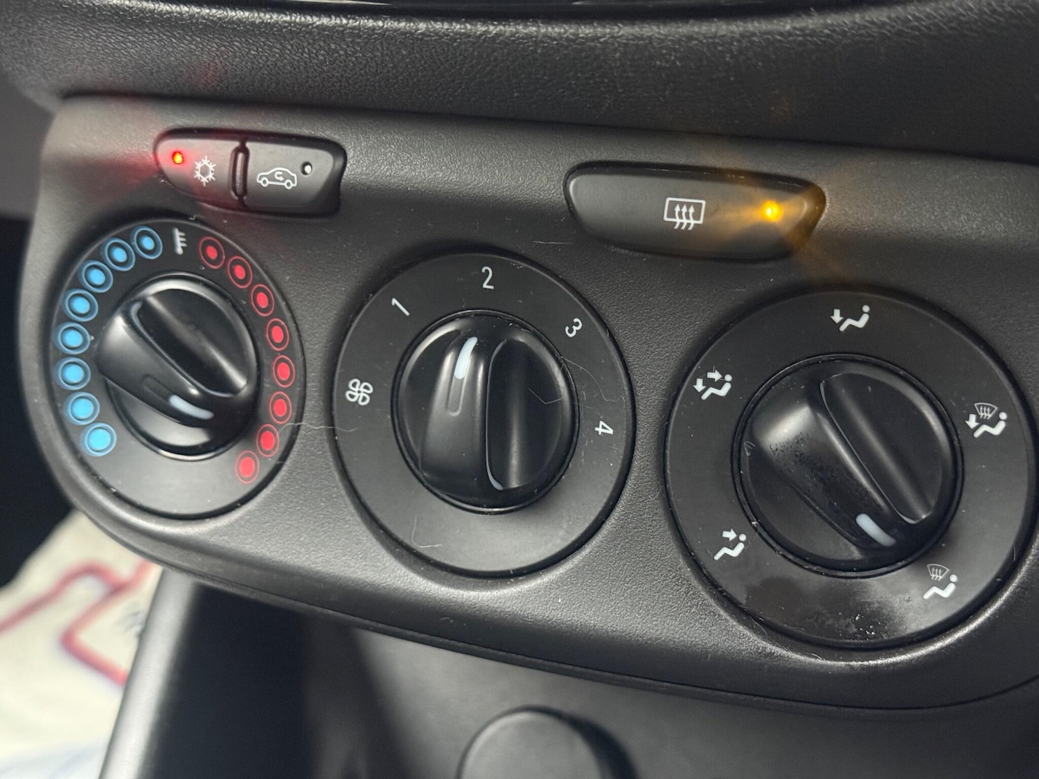 Used Vauxhall Corsa 2015 for sale - 78034087: Photo 30