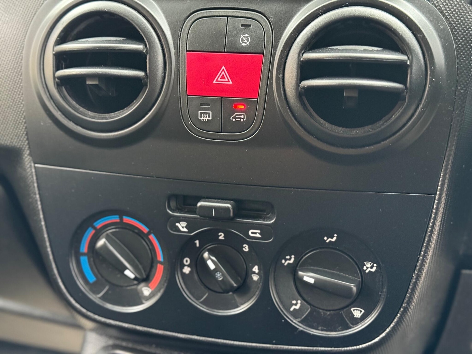 Used Fiat Fiorino for sale - 78128167: Photo 24