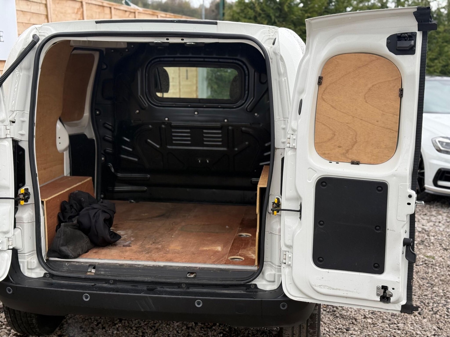 Used Fiat Fiorino for sale - 78128167: Photo 32