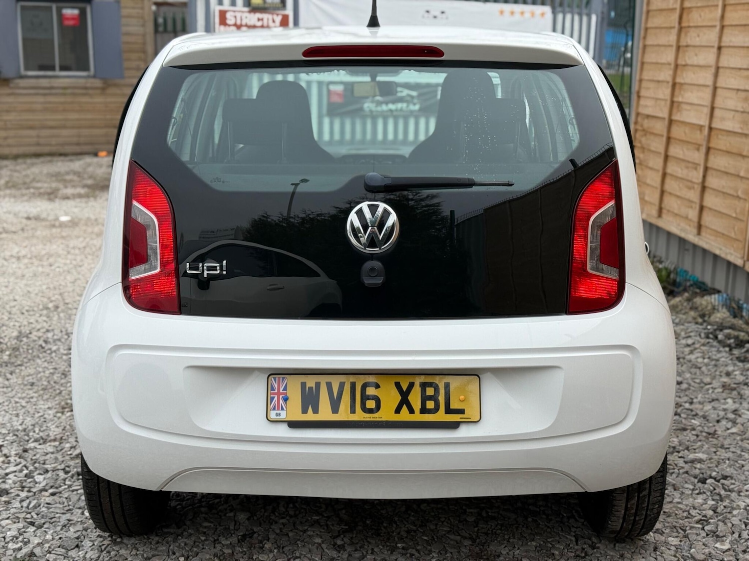 Used Volkswagen up! 2016 for sale - 77982359: Photo 15