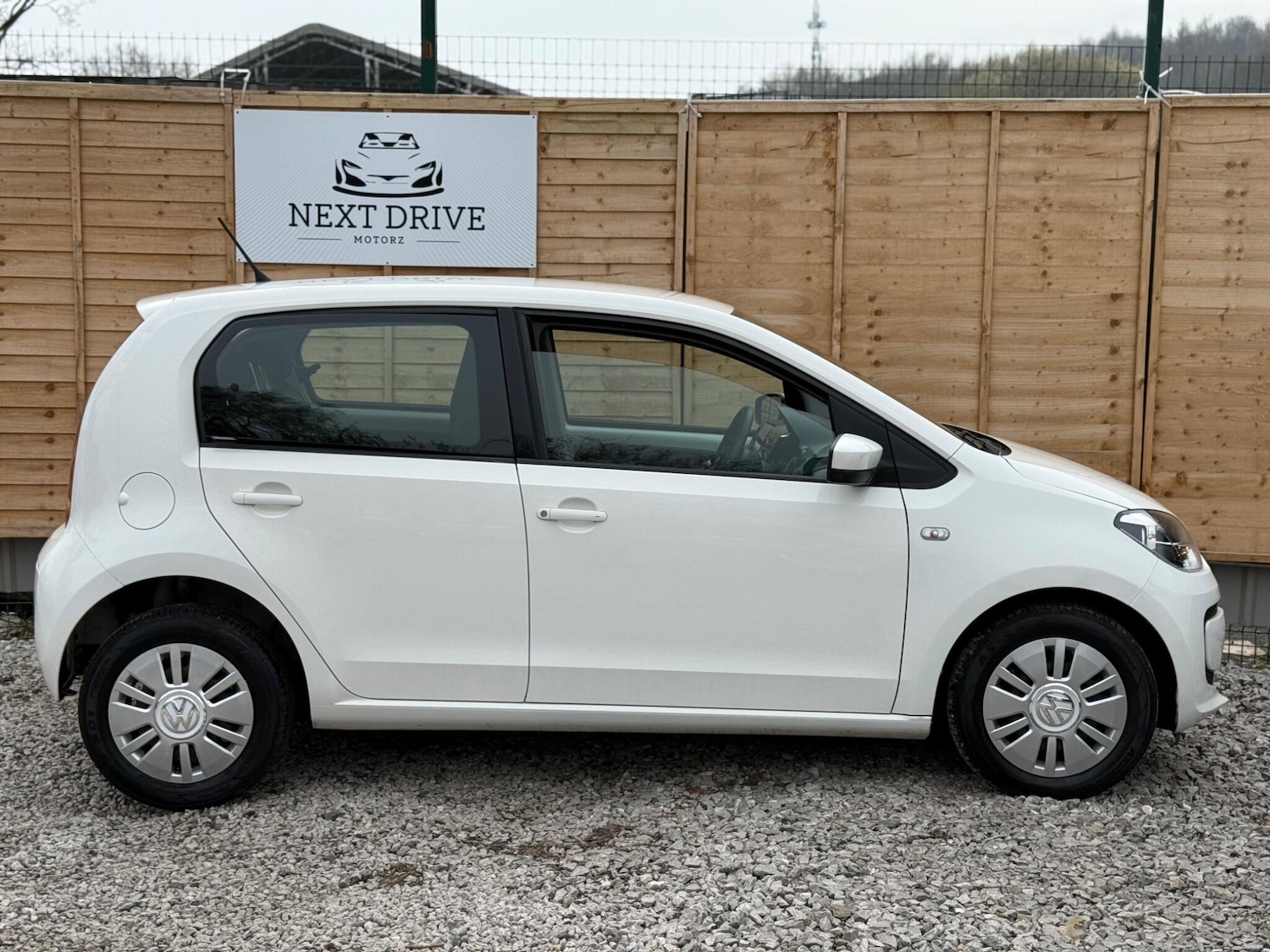 Used Volkswagen up! 2016 for sale - 77982359: Photo 18