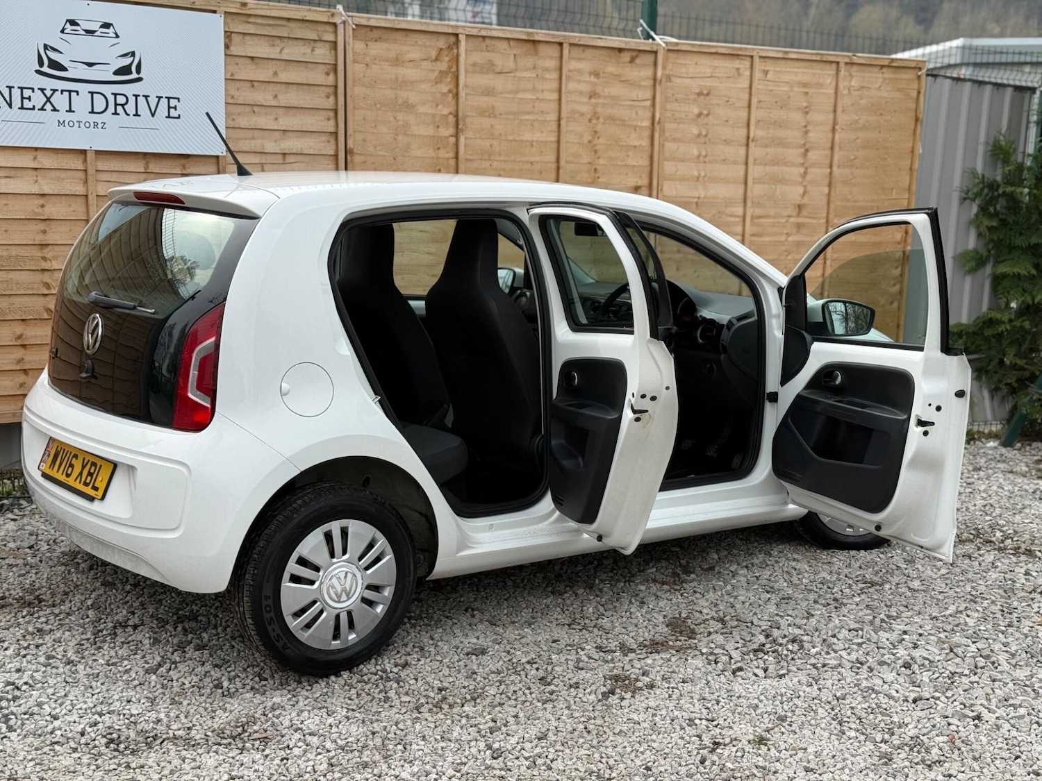 Used Volkswagen up! 2016 for sale - 77982359: Photo 19