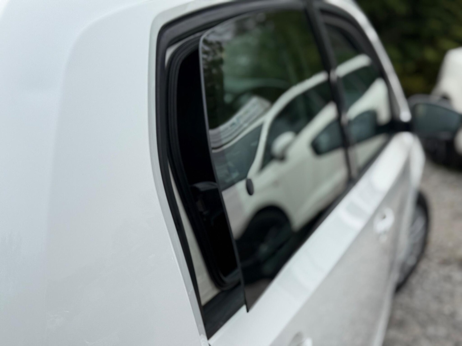 Used Volkswagen up! 2016 for sale - 77982359: Photo 49