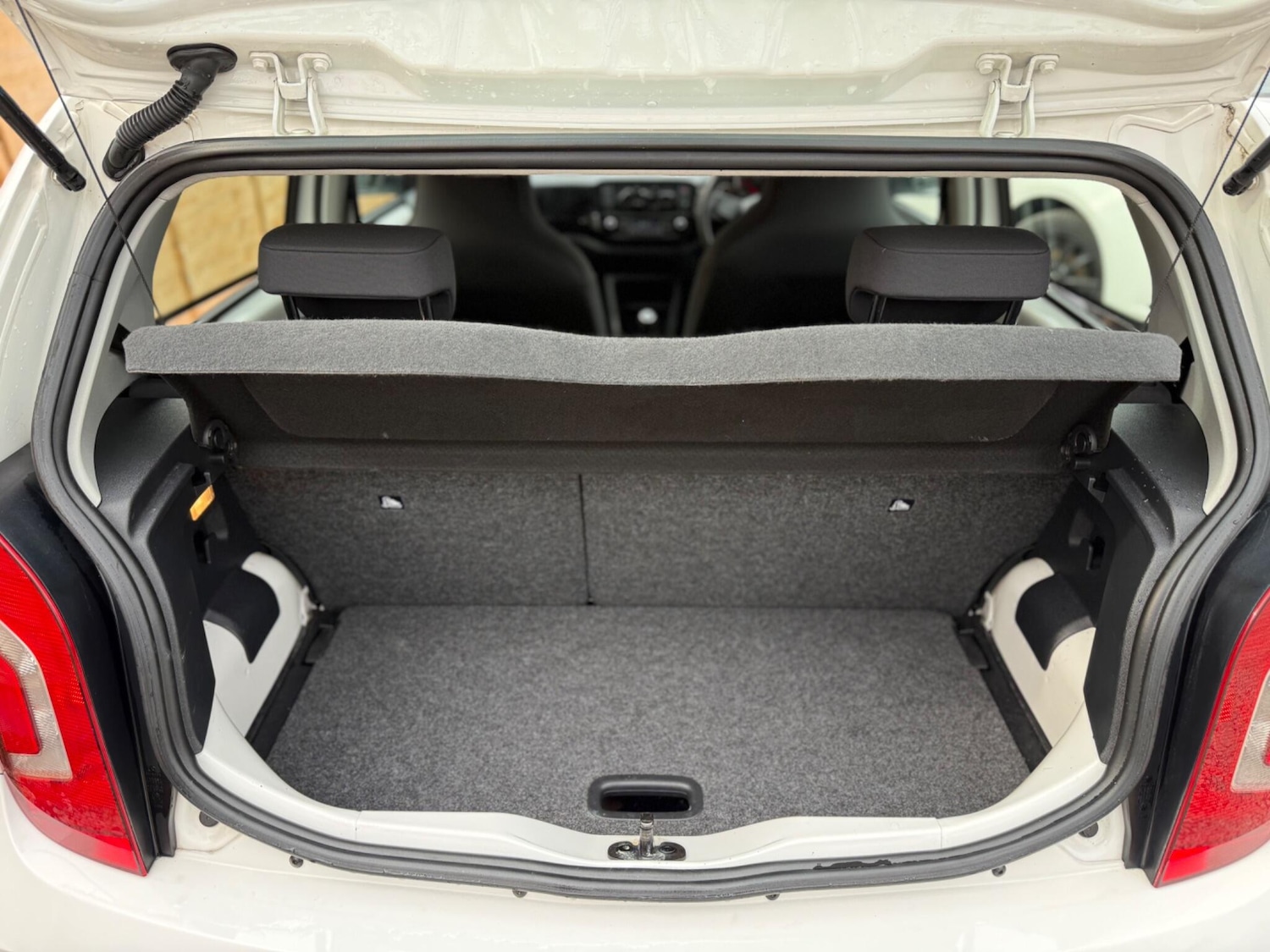 Used Volkswagen up! 2016 for sale - 77982359: Photo 50